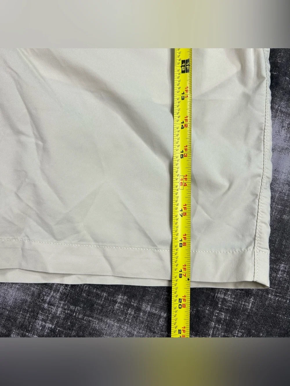 Peter Millar Featherweight Shorts Mens 38x9 Tan Active Golf Stretch Performance